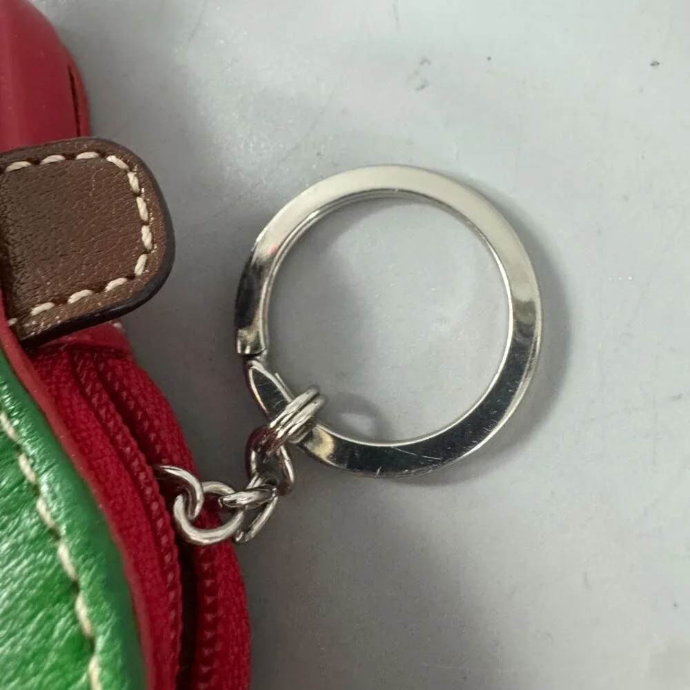 Vintage Coach Signature Red Apple Coin Purse Patent Leather Wristlet - Picture 10 of 14